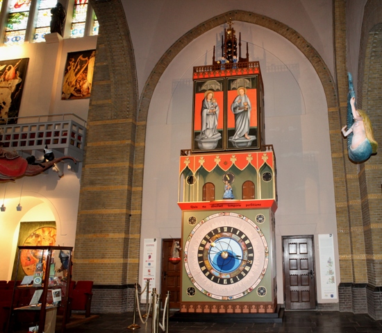Orloj celek zavřený